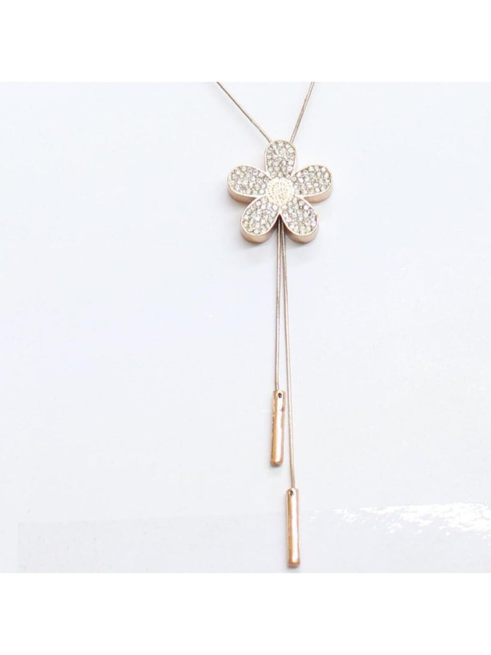 NWT Mcys Flower Rhinestone Pendant Pull Drawstring Necklace Rose Gold